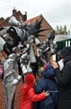 dmar08_074b